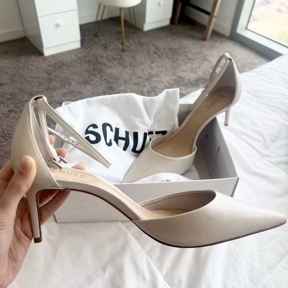 Nude Kitten Heels